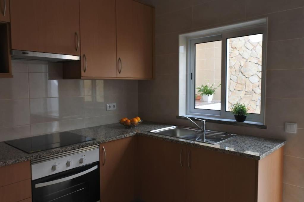 Apartment In The Center Of Carvoeiro With Terrace Экстерьер фото