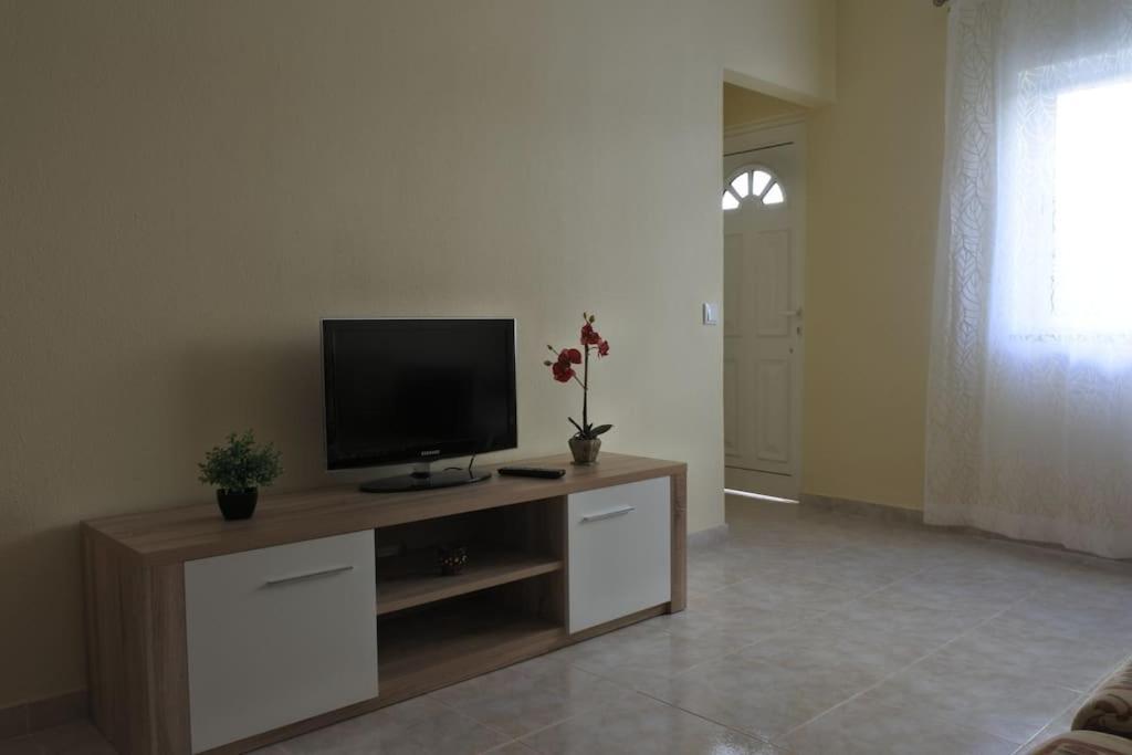 Apartment In The Center Of Carvoeiro With Terrace Экстерьер фото